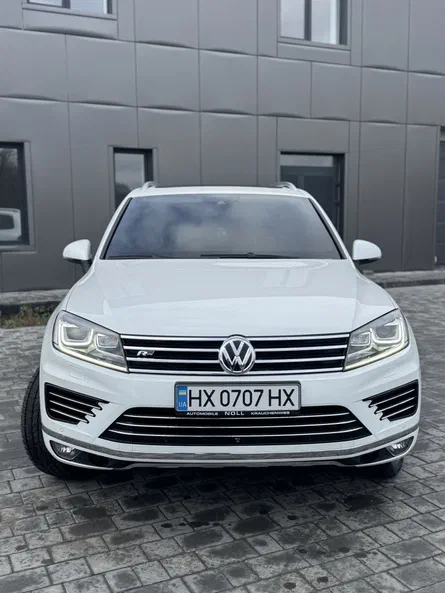 Volkswagen Touareg 2016 - 1