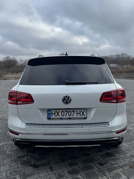 Volkswagen Touareg 2016 - 8