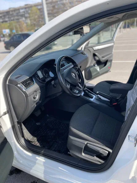 Skoda Octavia 2016 - 9