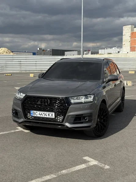 Audi Q7 2016 - 1