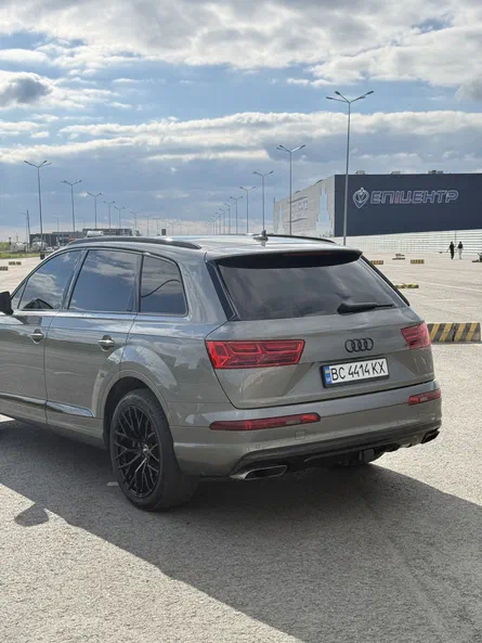 Audi Q7 2016 - 6