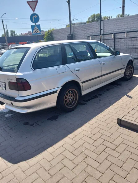 BMW 5 серія 2003 - 10