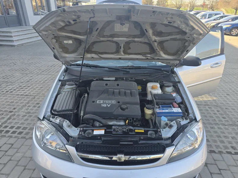 Chevrolet Lacetti 2010 - 12