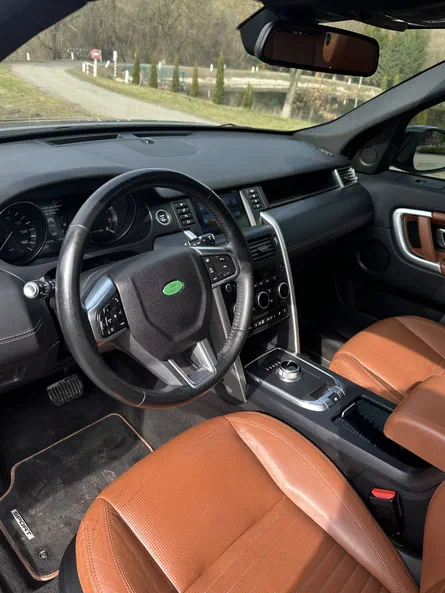 Land Rover Discovery Sport 2016 - 9