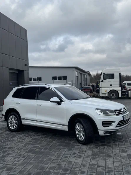 Volkswagen Touareg 2016 - 5