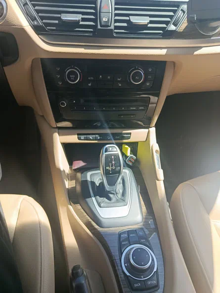 BMW X1 2015 - 6
