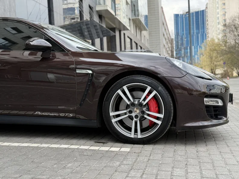 Porsche Panamera 2013 - 12