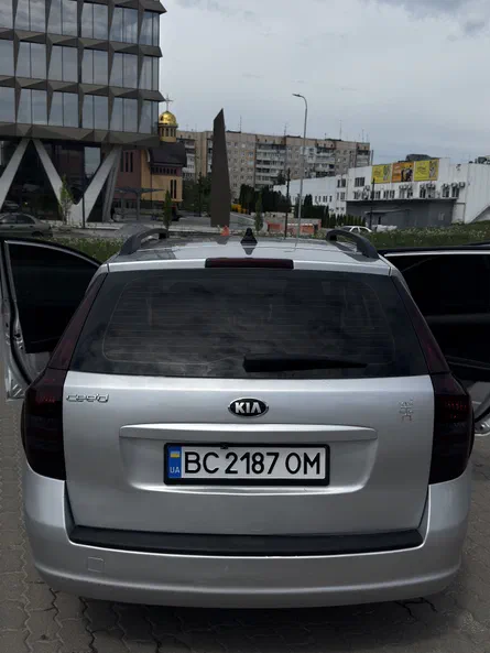 Kia Ceed 2007 - 1