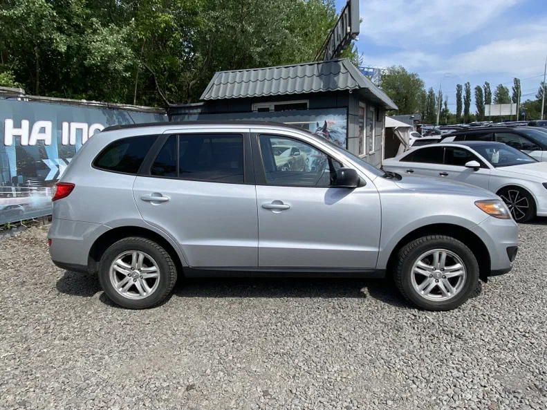 Hyundai Santa Fe 2010 - 4