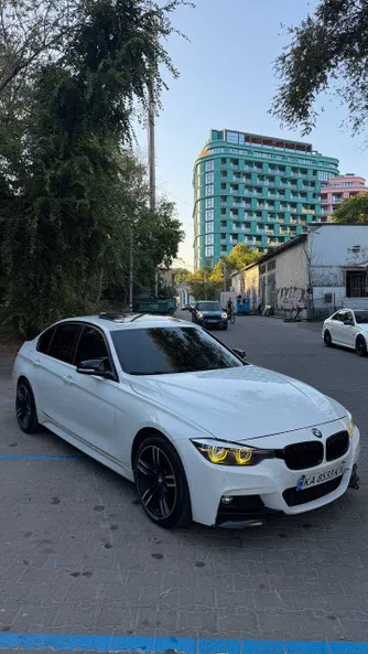 BMW 3 серія 2018 - 1