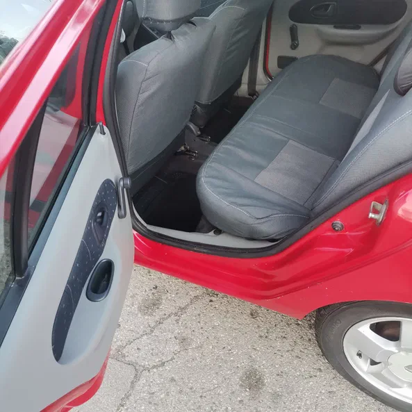 Renault Clio 2004 - 11