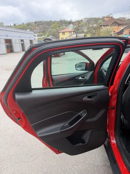 Ford Focus 2016 - 12