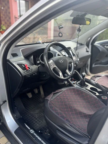 Hyundai ix35 2011 - 10