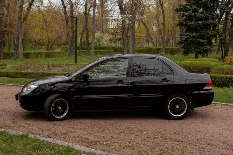 Mitsubishi Lancer 2008 - 4