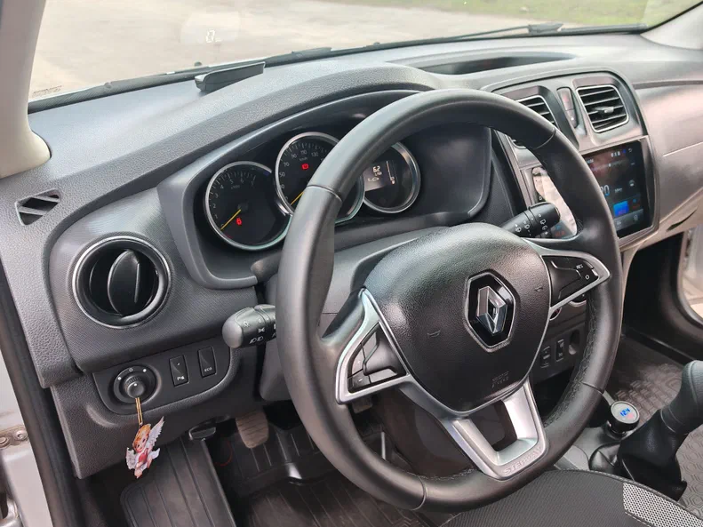Renault Sandero 2018 - 9