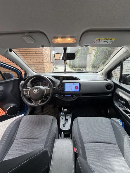 Toyota Yaris 2014 - 12