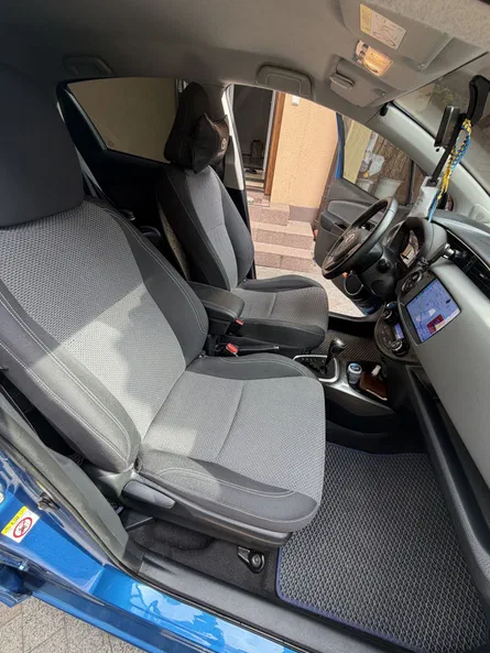 Toyota Yaris 2014 - 15