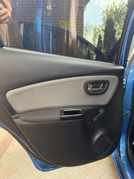 Toyota Yaris 2014 - 18