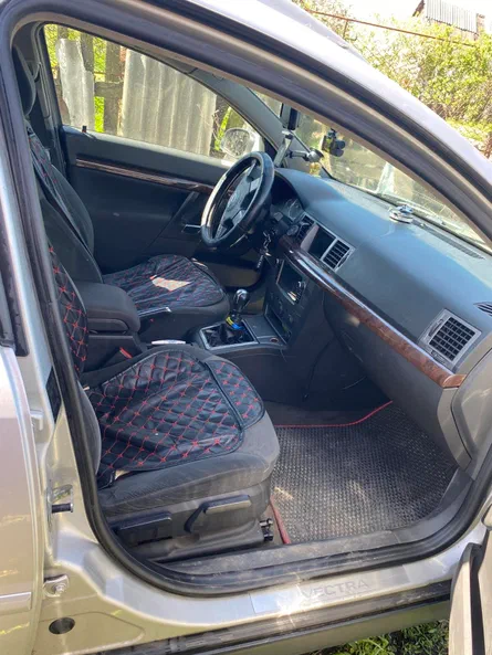Opel Vectra 2004 - 4