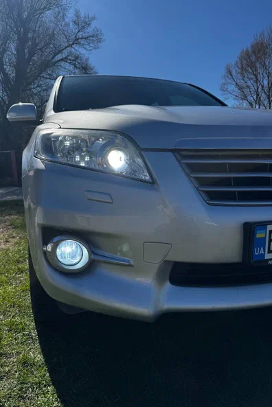Toyota RAV4 2012 - 3