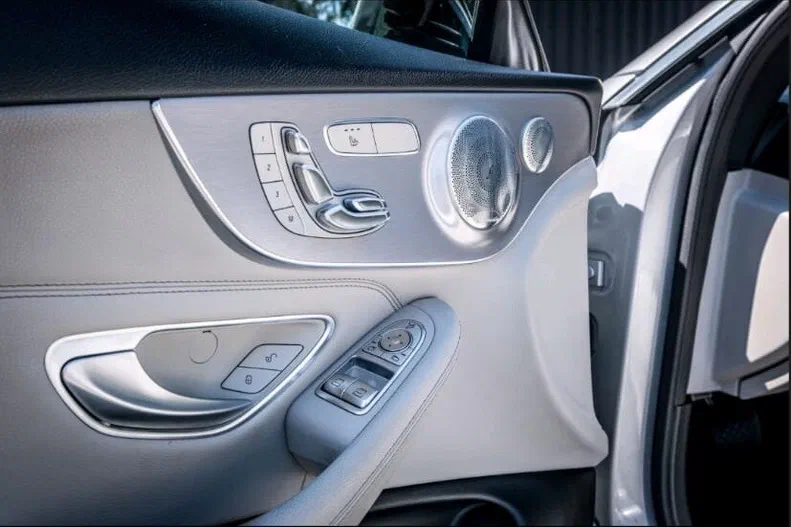 Mercedes-Benz C-Клас 2018 - 18