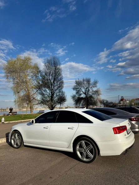 Audi A6 2014 - 3