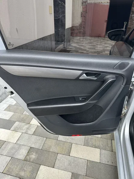 Volkswagen Passat 2014 - 15