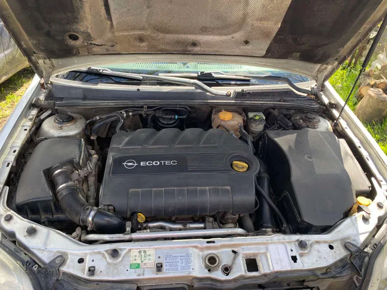 Opel Vectra 2004 - 6