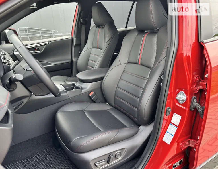 Toyota RAV4 2021 - 14