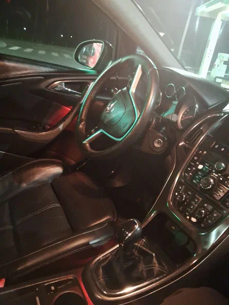 Opel Astra 2010 - 6