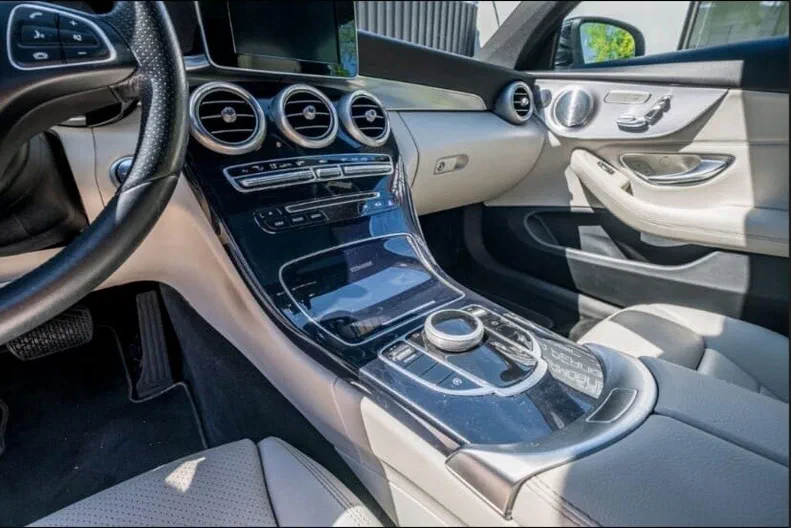 Mercedes-Benz C-Клас 2018 - 12
