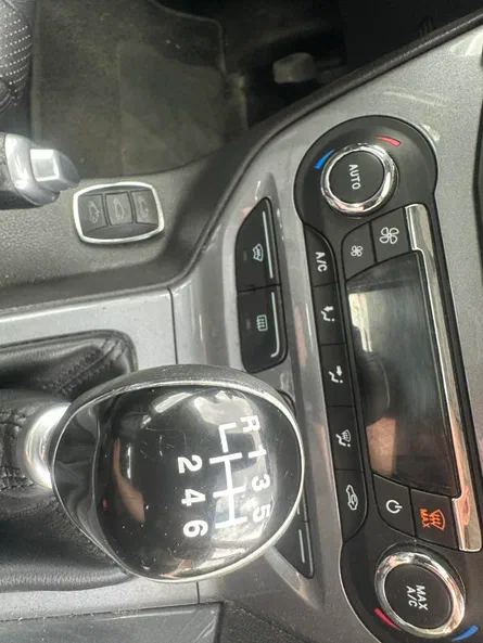Ford Focus 2012 - 14