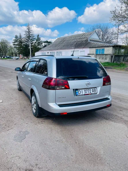 Opel Vectra 2004 - 2