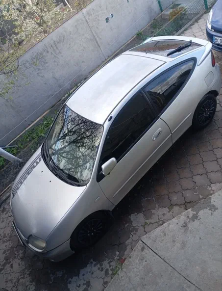 Mazda 323 1997 - 7