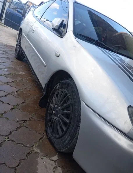 Mazda 323 1997 - 6