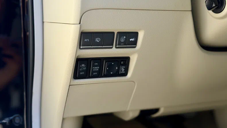 Infiniti QX56 2010 - 29