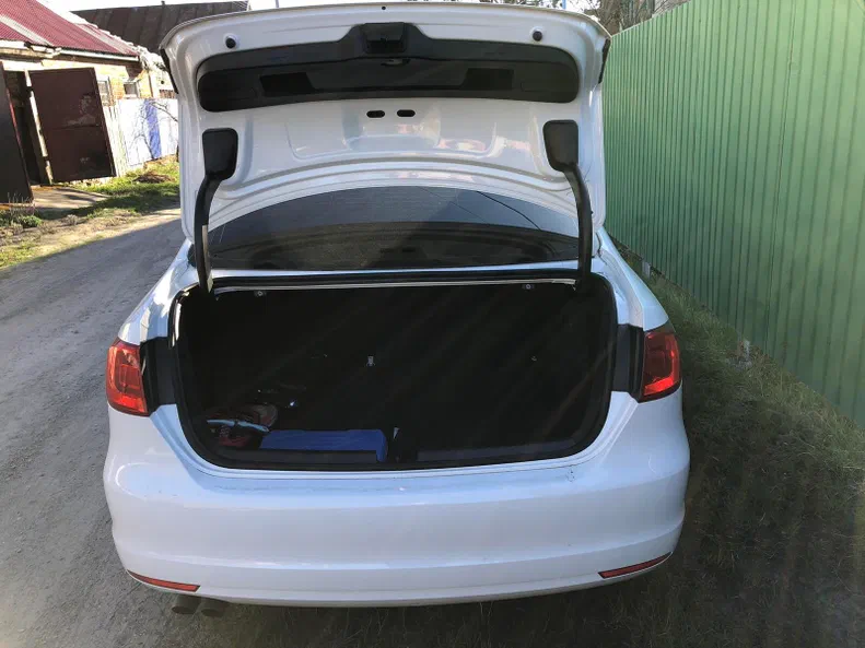 Volkswagen Jetta 2013 - 10