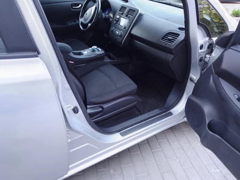 Nissan Leaf 2013 - 13