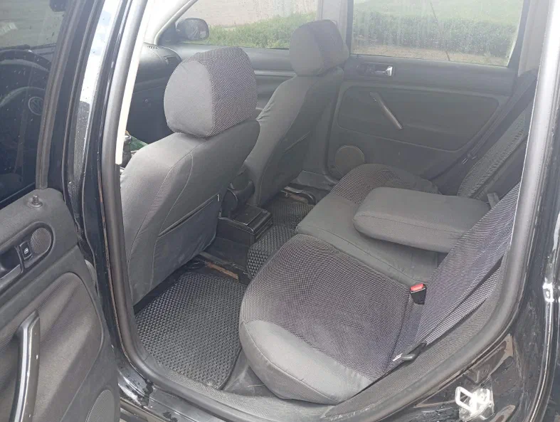 Volkswagen Passat 2000 - 6