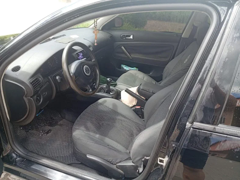 Volkswagen Passat 2000 - 5