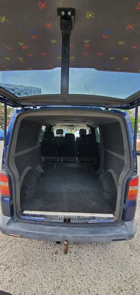 Volkswagen Transporter 2004 - 11