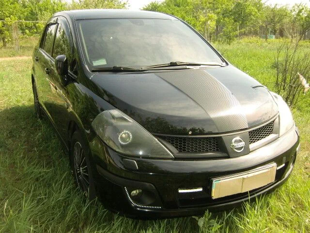Nissan Tiida 2008 - 1