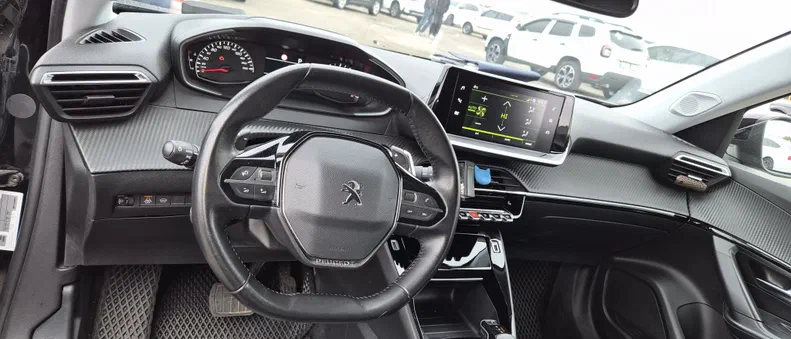Peugeot 2008 2021 - 9