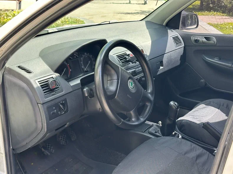 Skoda Fabia 2007 - 6