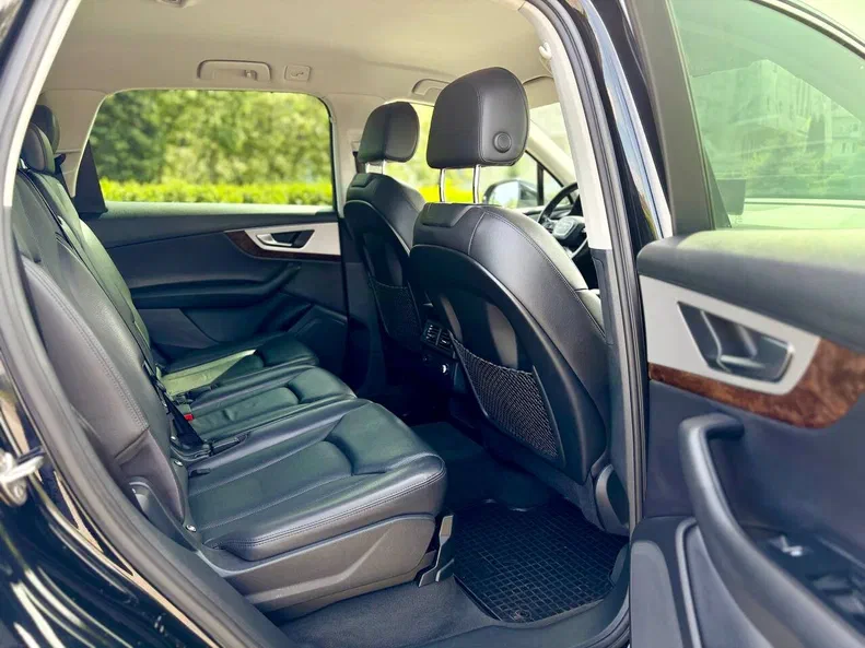 Audi Q7 2017 - 14