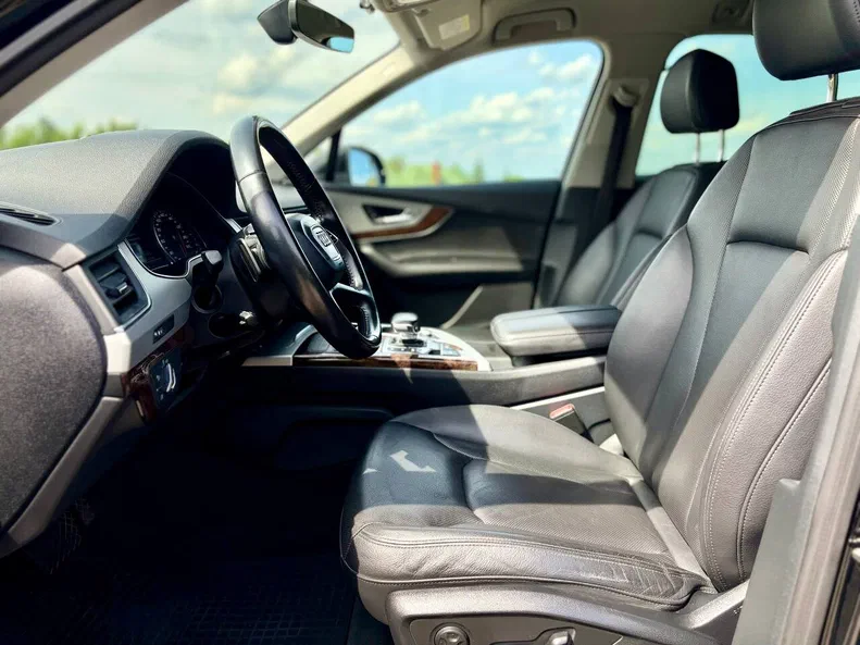 Audi Q7 2017 - 11