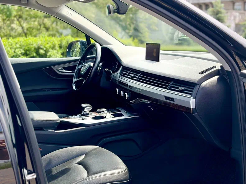 Audi Q7 2017 - 12