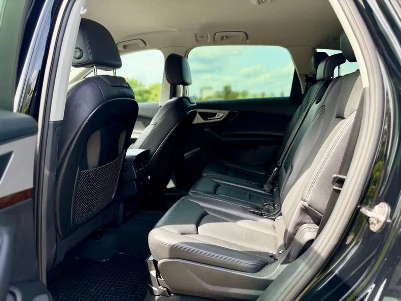 Audi Q7 2017 - 18