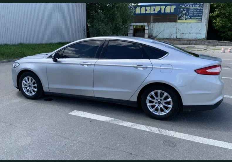 Ford Fusion (North America) 2016 - 8