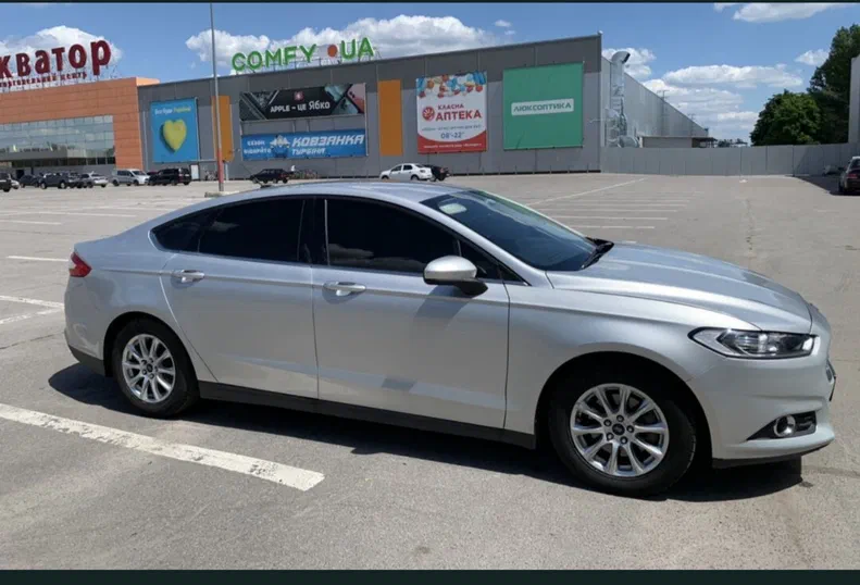 Ford Fusion (North America) 2016 - 6
